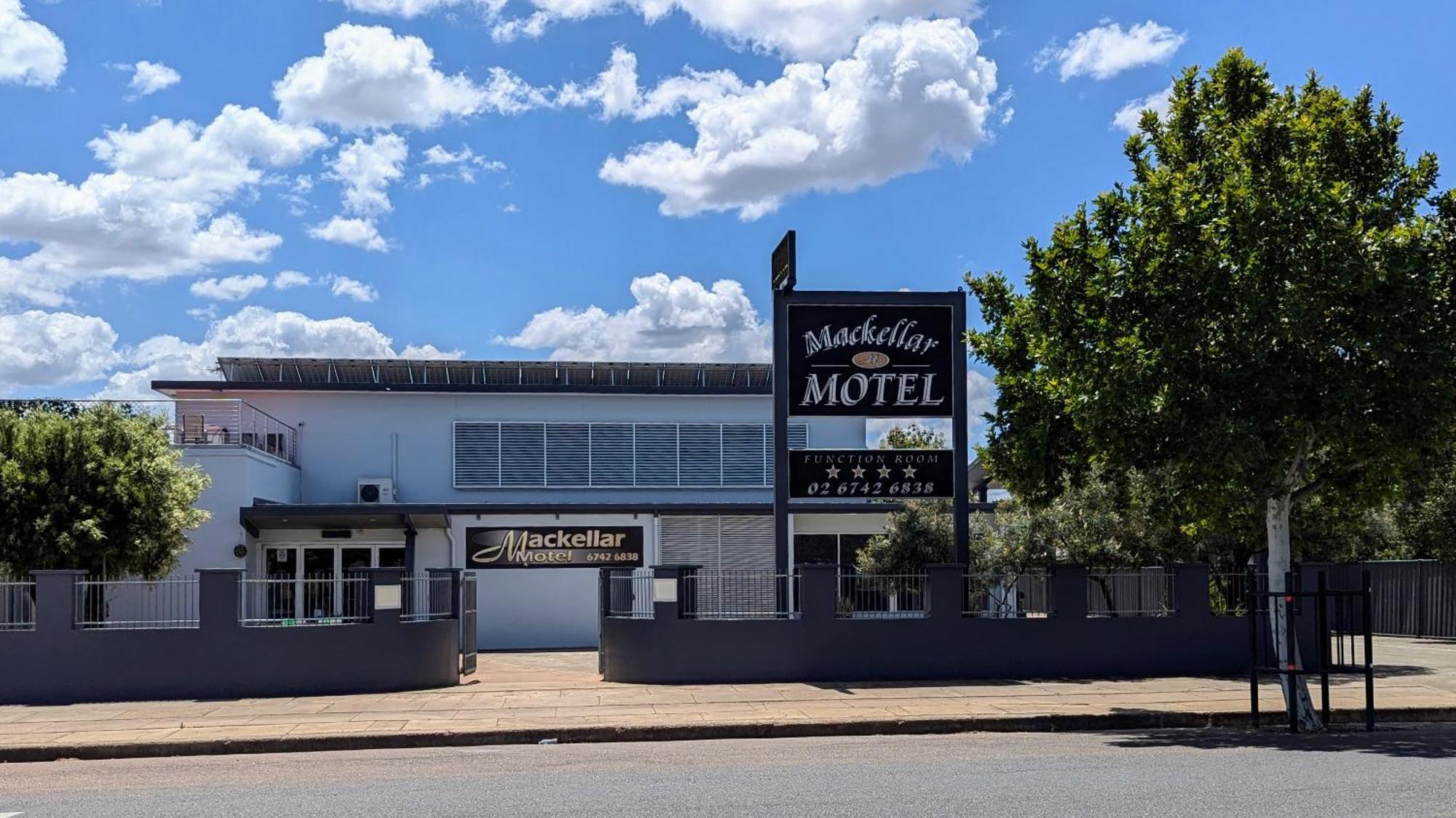 Mackellar Motel Ганнеда Екстер'єр фото