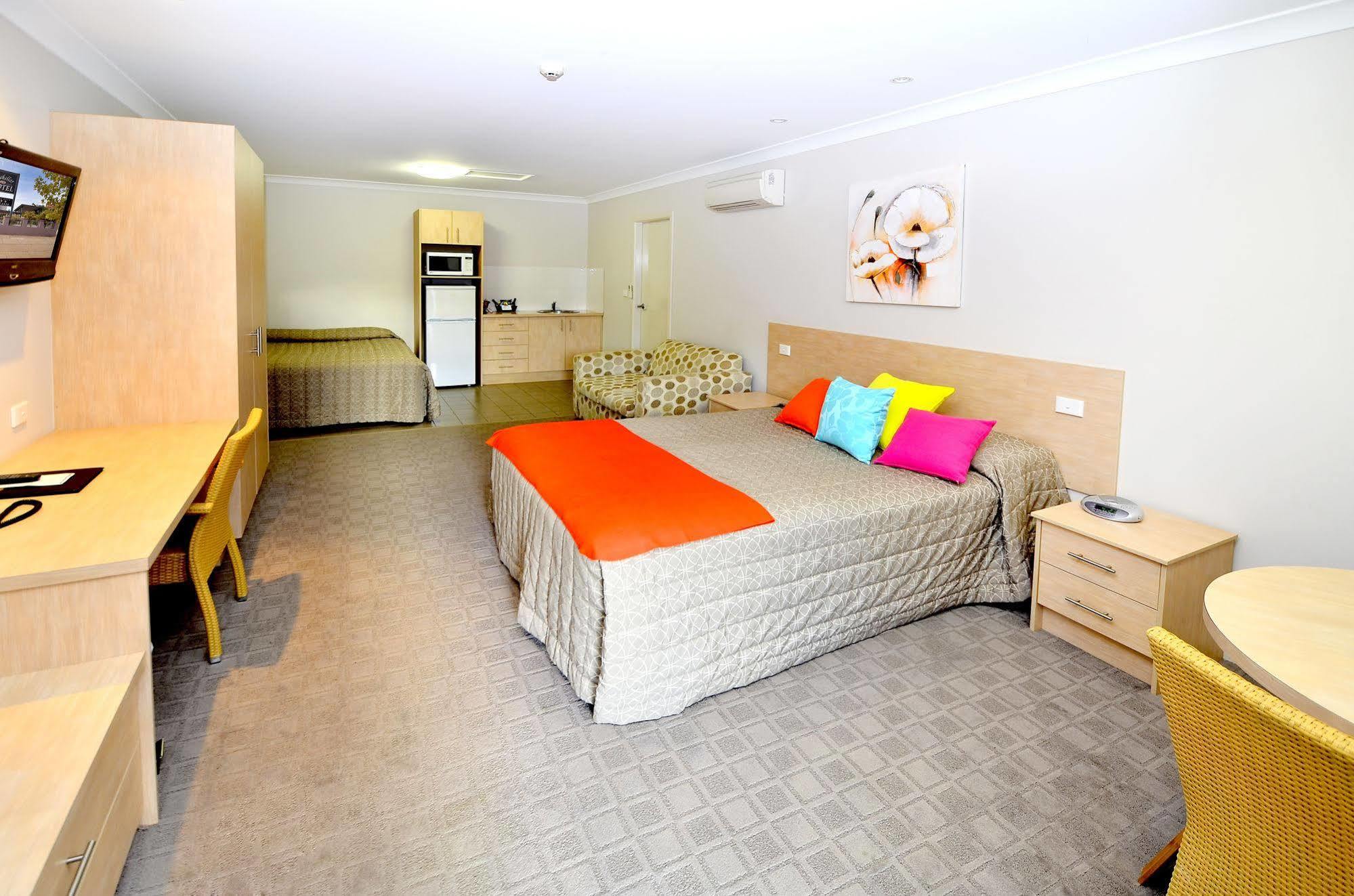 Mackellar Motel Ганнеда Екстер'єр фото